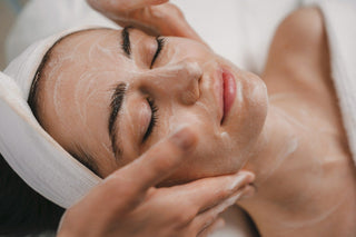 Prepping for Perfect Skin: Proper cleansing before aesthetic procedures is a must for best results